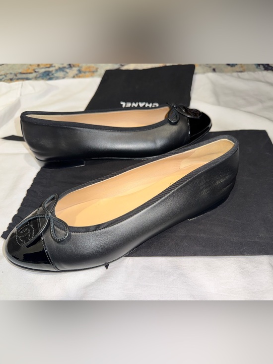 CHANEL Shoes - CHANEL Black Leather & Patent Cap-Toe Ballet Flats